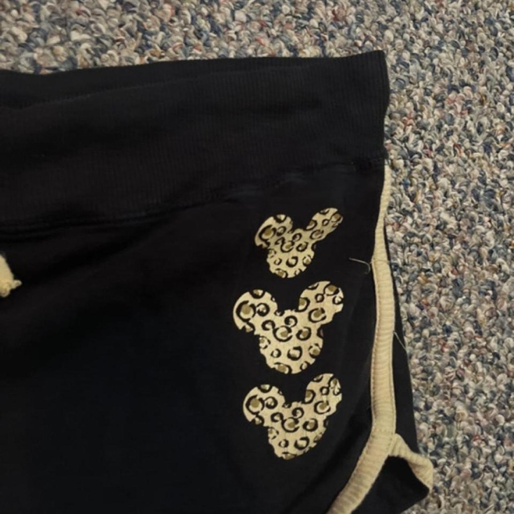 Disney Minnie Mouse Cheetah Print Micro Mini Shorts Black Low Rise XL - Picture 2 of 5